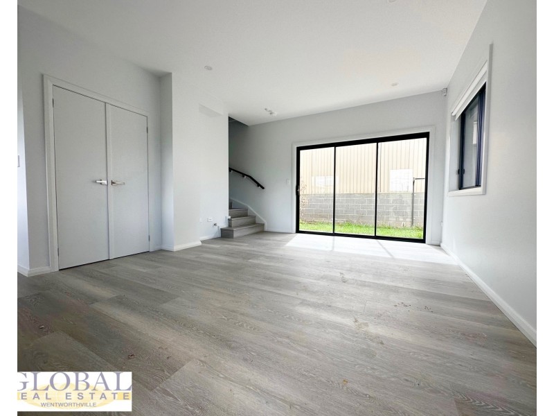 2 Markham Ave, Penrith NSW 2750