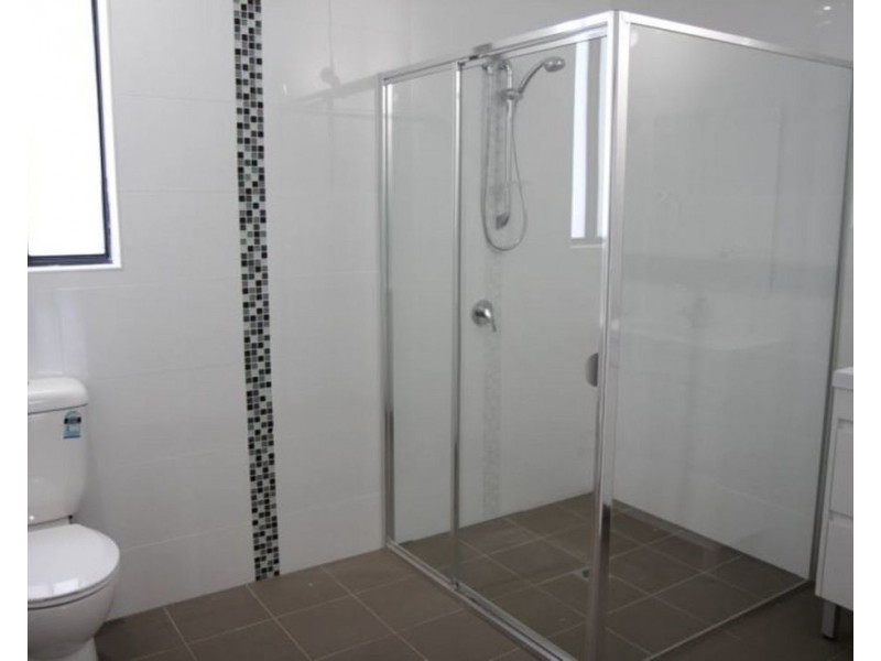 9 Bogalara Rd, Old Toongabbie NSW 2146