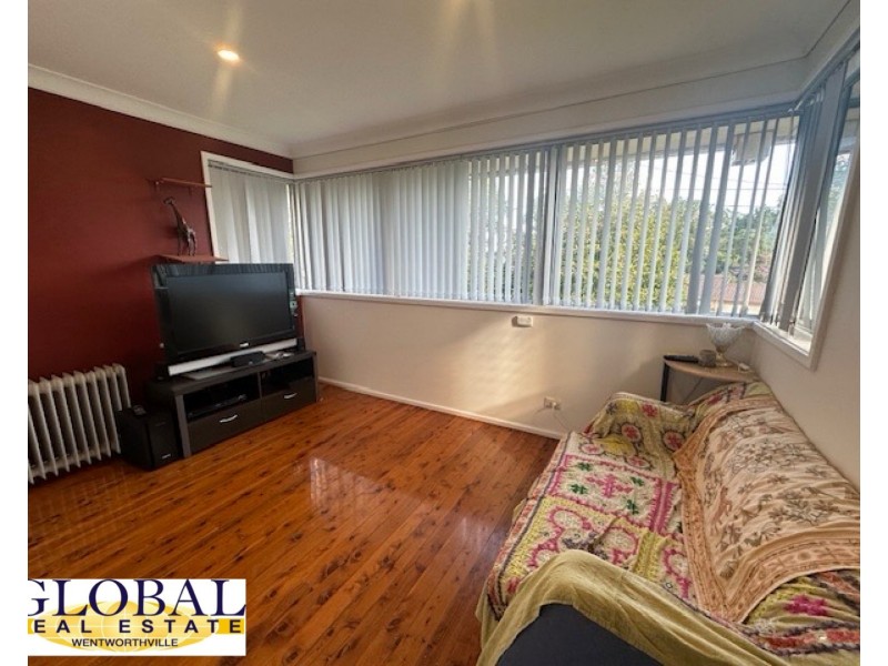 7 Dodson Cr, Winston Hills NSW 2153