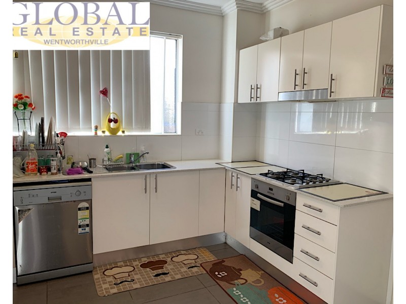 16/2-12 Civic Ave, Pendle Hill NSW 2145