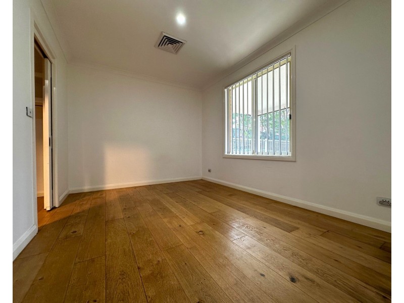 29  Strathalbyn Drive, Oatlands NSW 2117