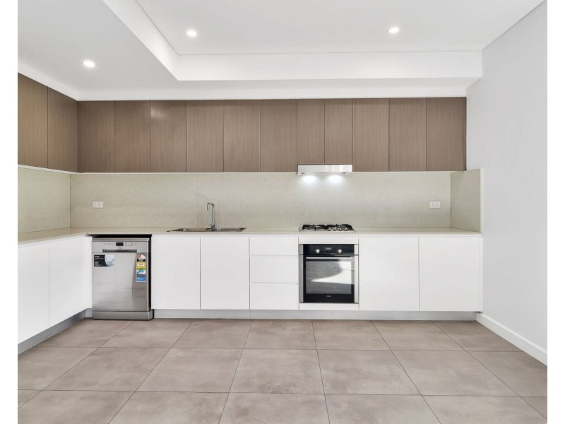 2-4 Patricia St, Mays Hill NSW 2145