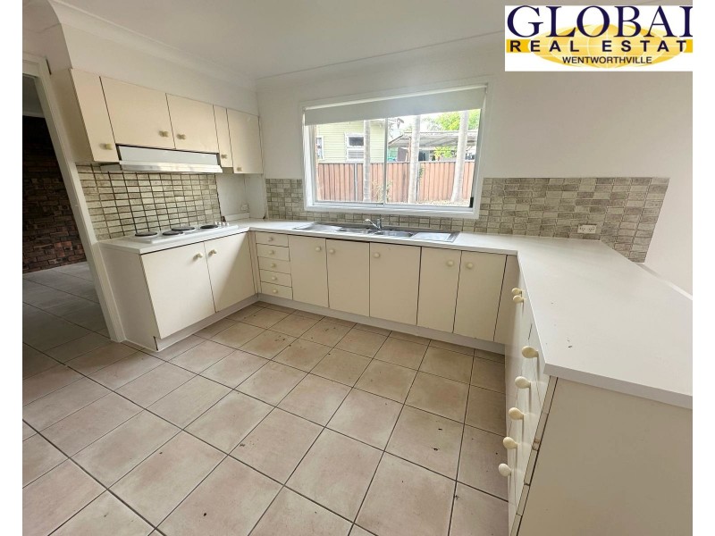 3 Blackwood Rd, Merrylands NSW 2160