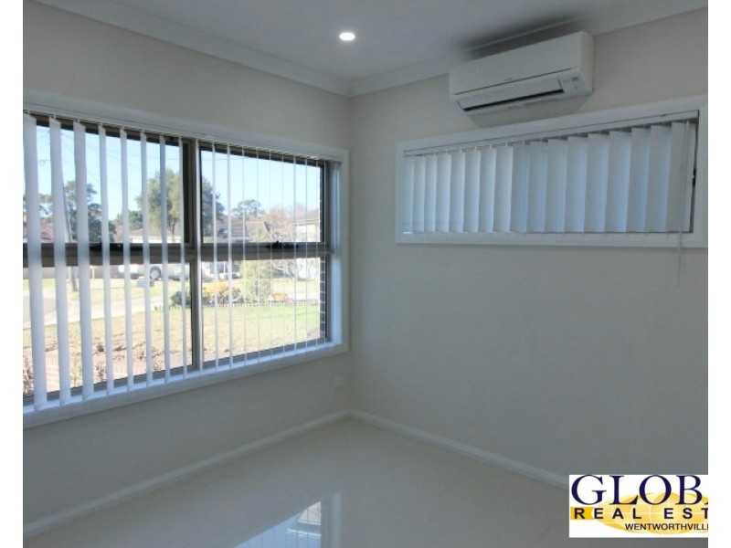 14 Flamingo Pl, Pendle Hill NSW 2145