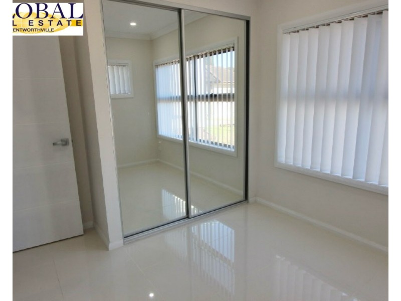 14 Flamingo Pl, Pendle Hill NSW 2145