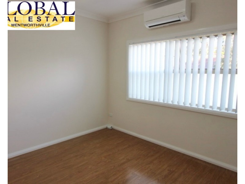 14 Flamingo Pl, Pendle Hill NSW 2145