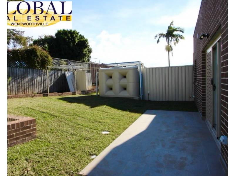 14 Flamingo Pl, Pendle Hill NSW 2145