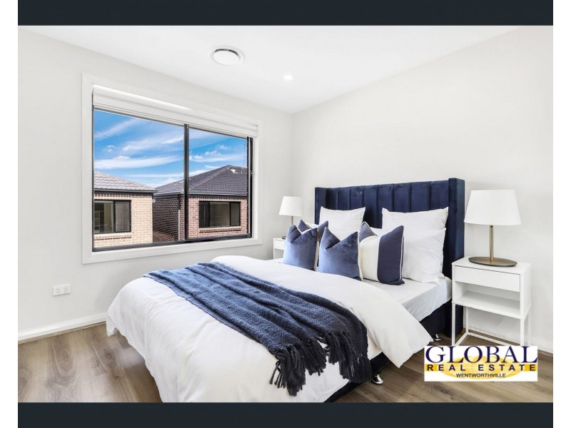 73 Oramzi Rd, Girraween NSW 2145