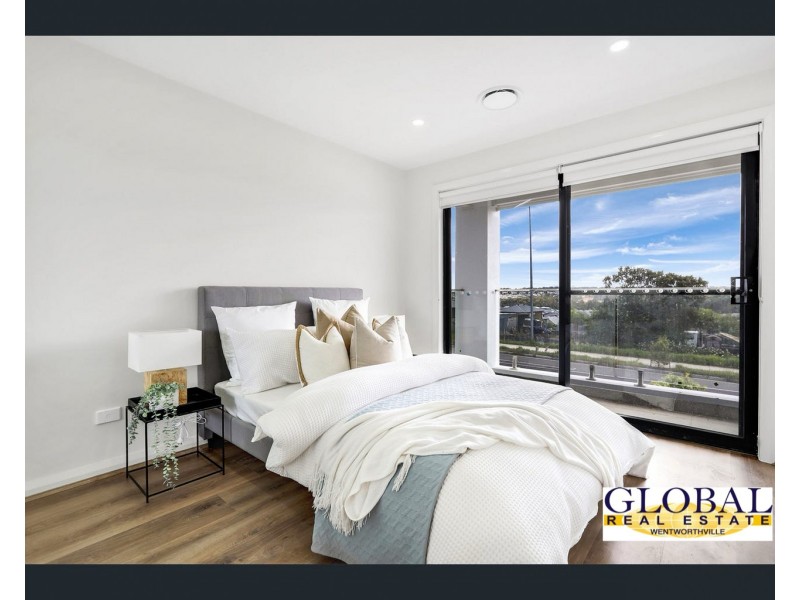 73 Oramzi Rd, Girraween NSW 2145