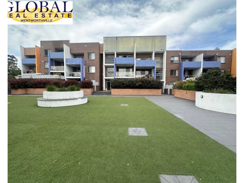 2/29-33 Darcy Rd, Westmead NSW 2145