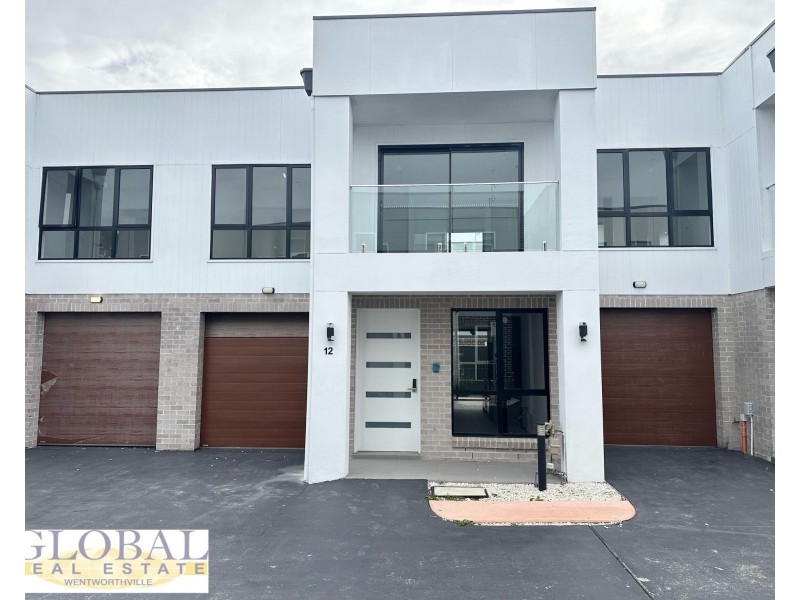 2  14 Endrick Glade, Marsden Park NSW 2765