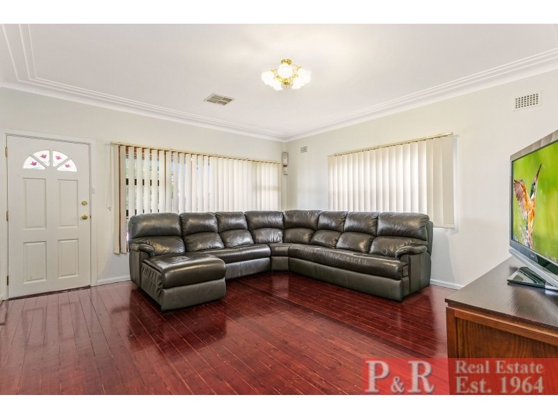 28 Roseview Avenue, Roselands NSW 2196