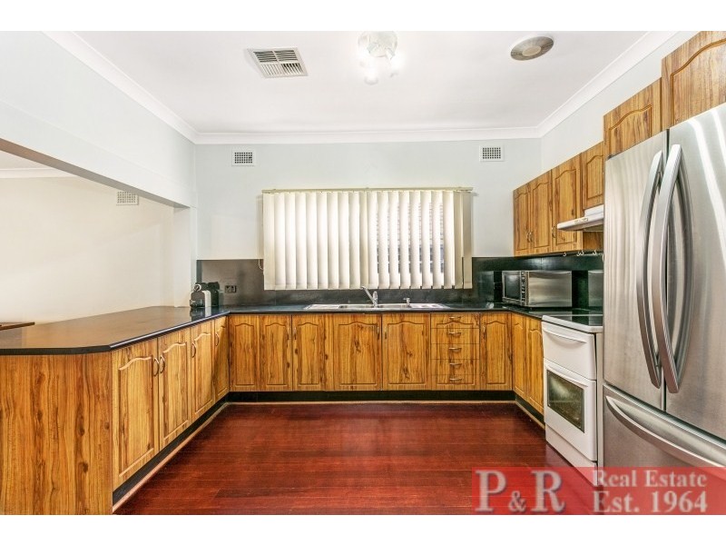 28 Roseview Avenue, Roselands NSW 2196