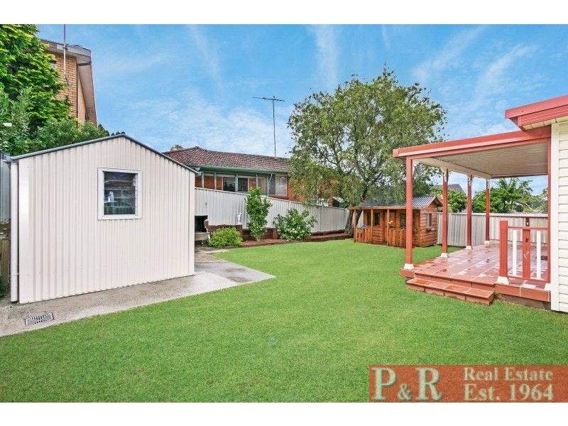 28 Roseview Avenue, Roselands NSW 2196