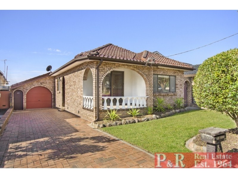 35 Mercury Street, Beverly Hills NSW 2209