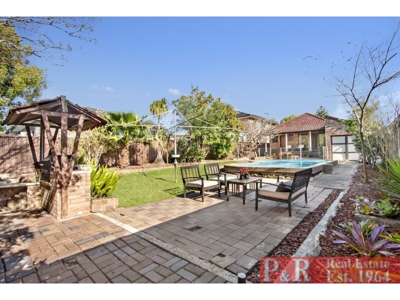 35 Mercury Street, Beverly Hills NSW 2209