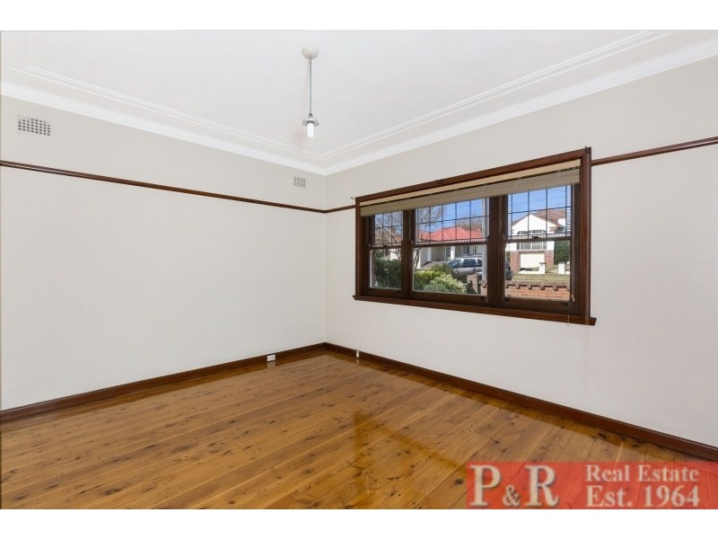 12 Yoorami Road, Beverly Hills NSW 2209