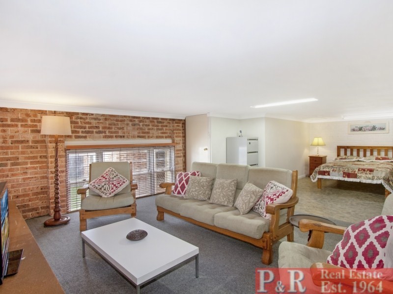 8 Tallawalla Street, Beverly Hills NSW 2209