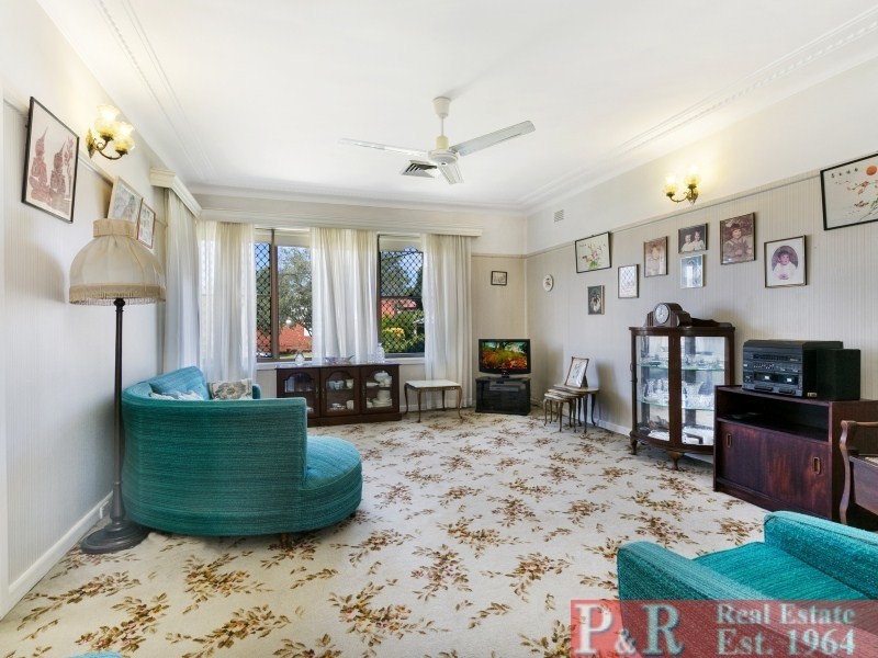 14 Zuttion Avenue, Beverly Hills NSW 2209