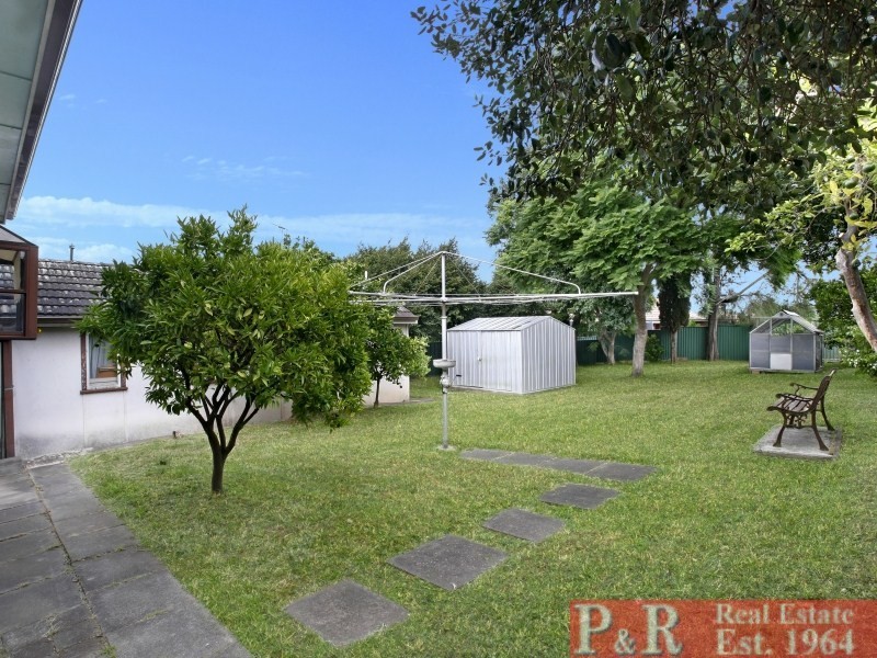 5 Daisy Street, Roselands NSW 2196
