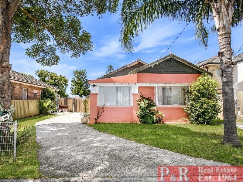 16 Draper Avenue, Roselands NSW 2196