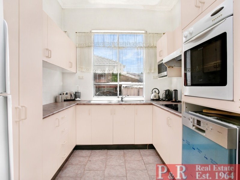 16 Draper Avenue, Roselands NSW 2196