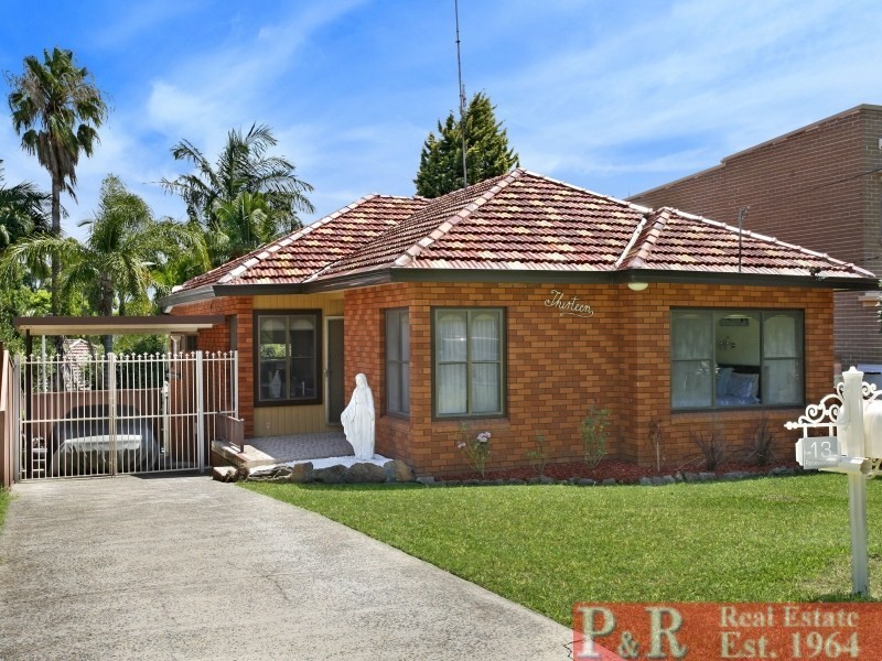 13 Roseview Avenue, Roselands NSW 2196