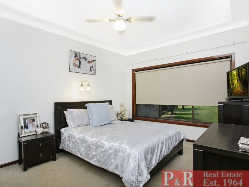 13 Roseview Avenue, Roselands NSW 2196