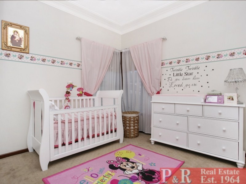 13 Roseview Avenue, Roselands NSW 2196