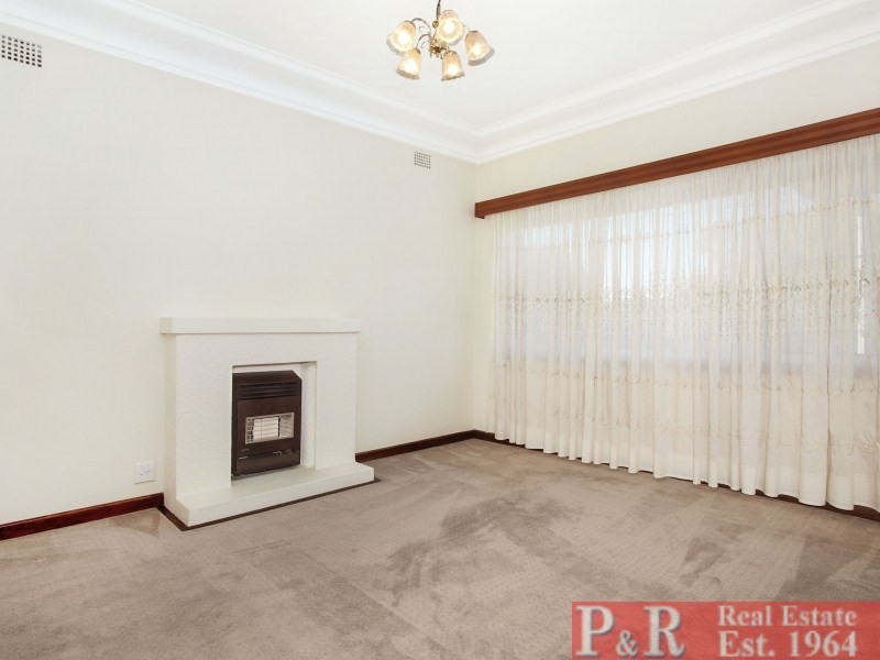 17 Bundara Street, Beverly Hills NSW 2209