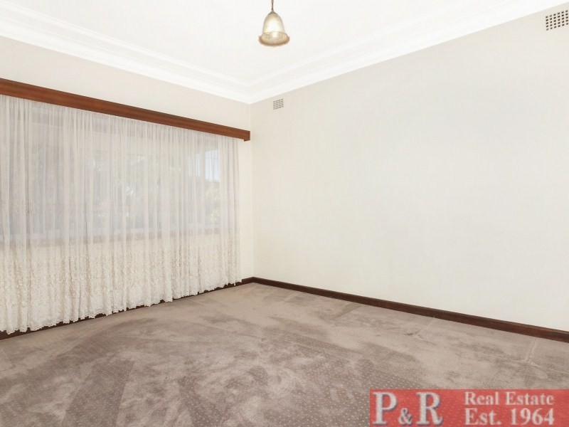 17 Bundara Street, Beverly Hills NSW 2209