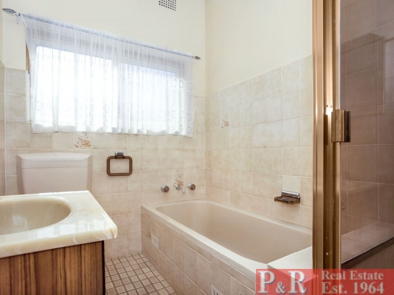 17 Bundara Street, Beverly Hills NSW 2209