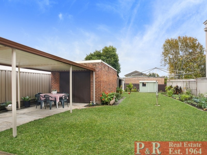 8 Ponyara Road, Beverly Hills NSW 2209