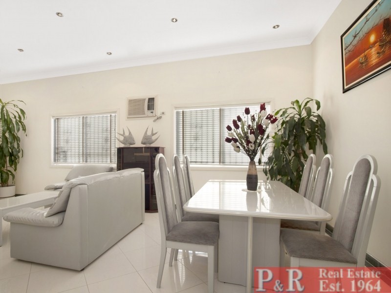 12 Draper Avenue, Roselands NSW 2196