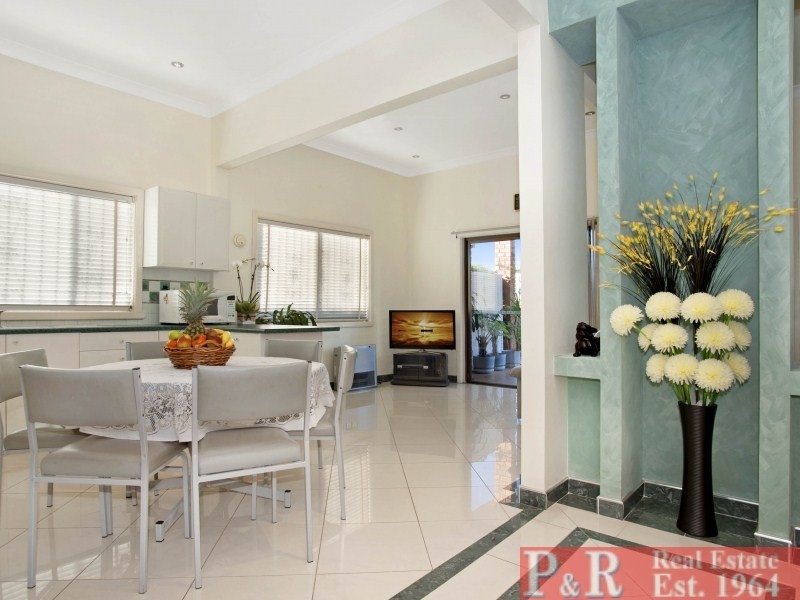 12 Draper Avenue, Roselands NSW 2196