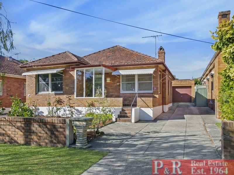 31 Tallawalla Street, Beverly Hills NSW 2209