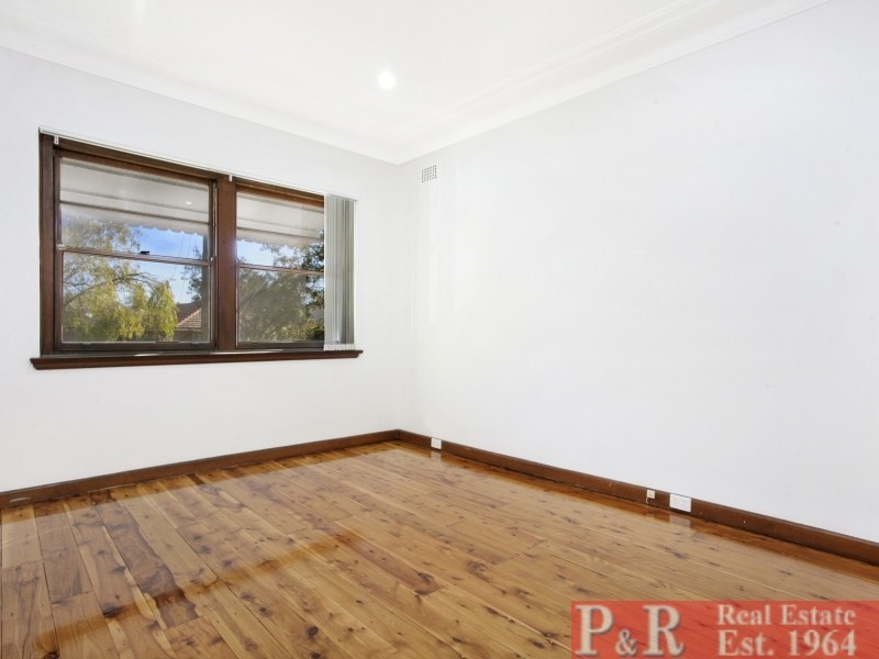 31 Tallawalla Street, Beverly Hills NSW 2209