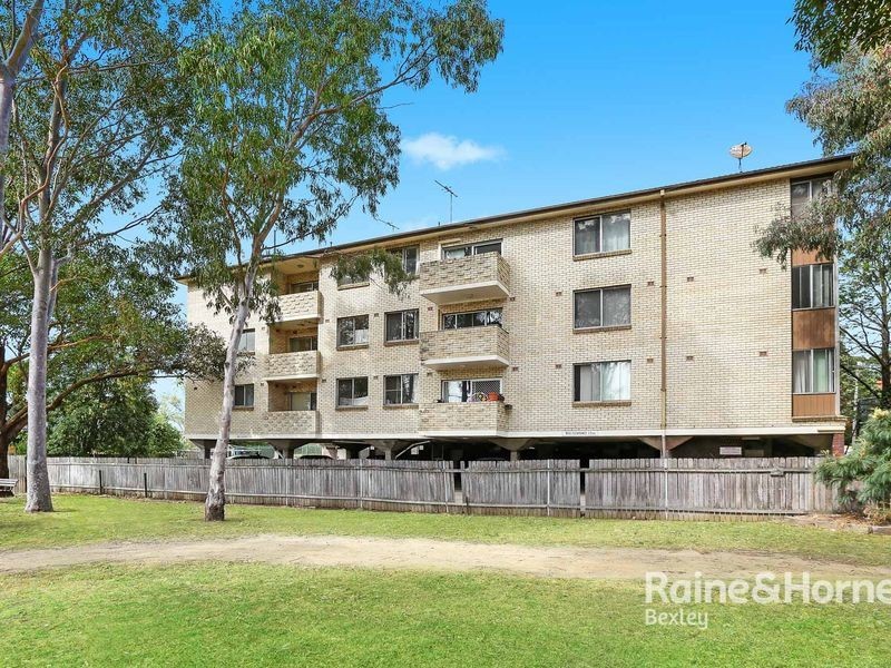 4/270-272 King Georges Road, Roselands NSW 2196
