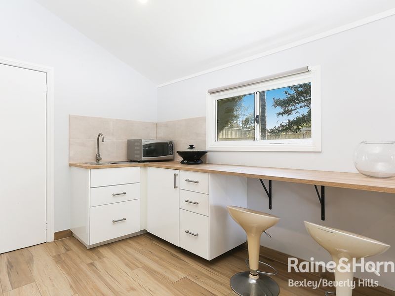 94A Glamis Street, Kingsgrove NSW 2208