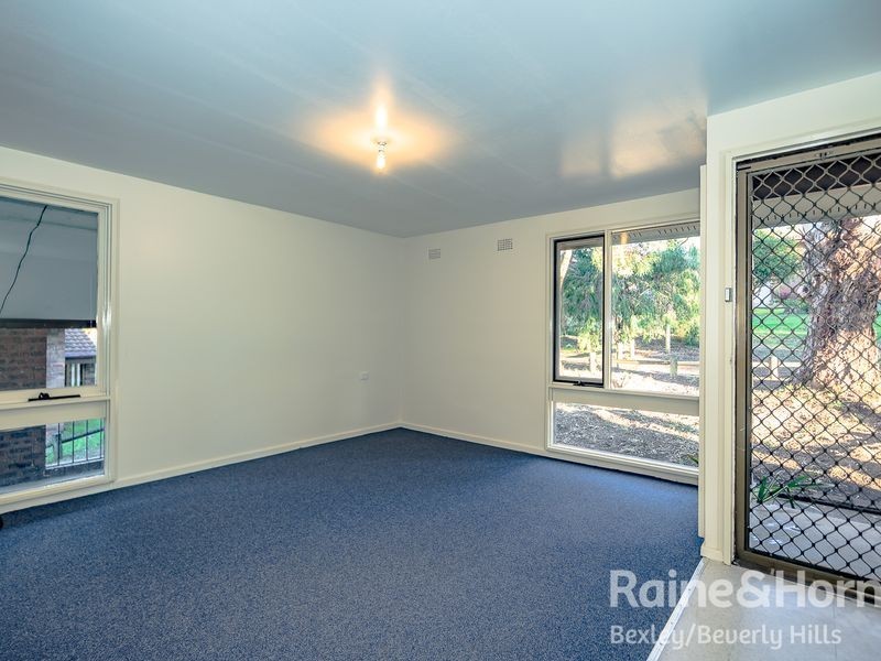 26 Davidson Road, Menai NSW 2234