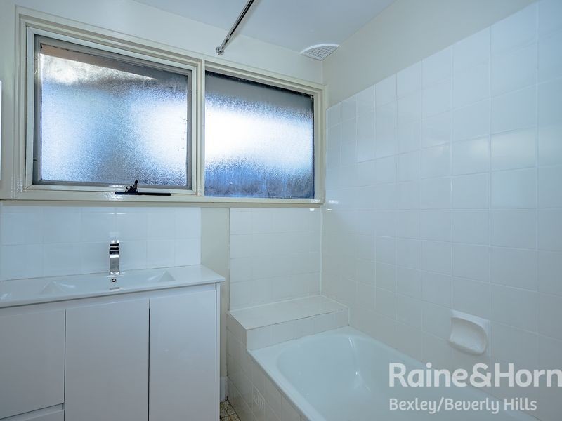 26 Davidson Road, Menai NSW 2234