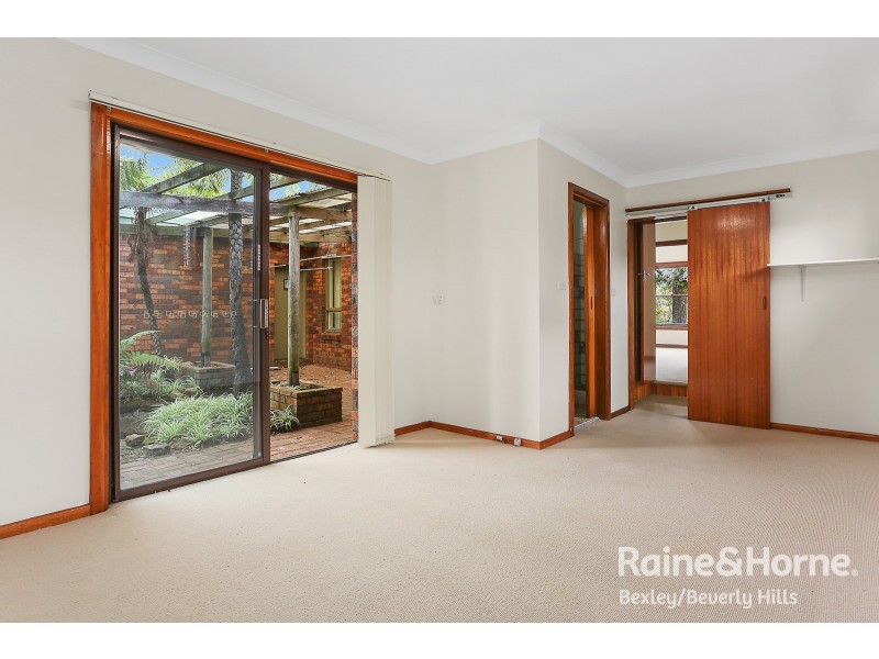 26 Stuart Street, Blakehurst NSW 2221