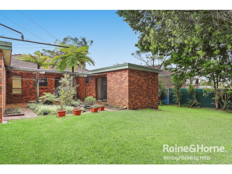 26 Stuart Street, Blakehurst NSW 2221