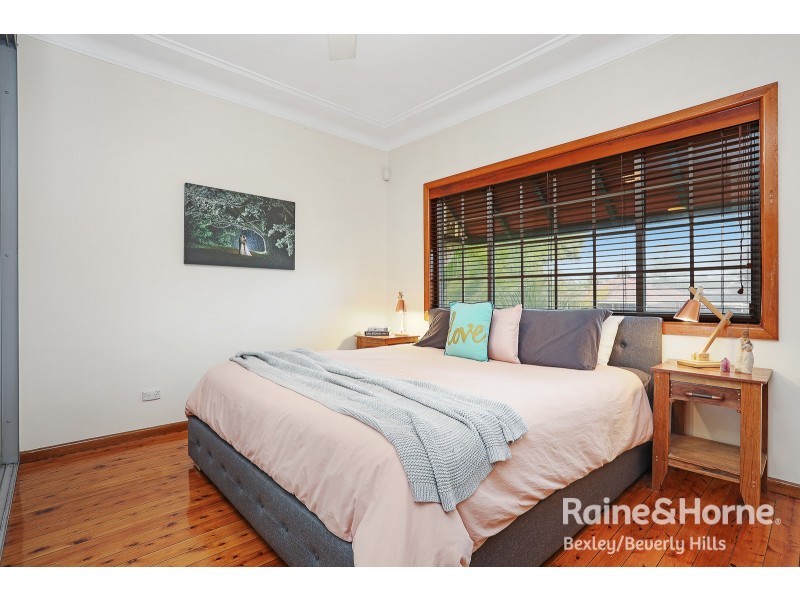 128 Queen Street, Revesby NSW 2212