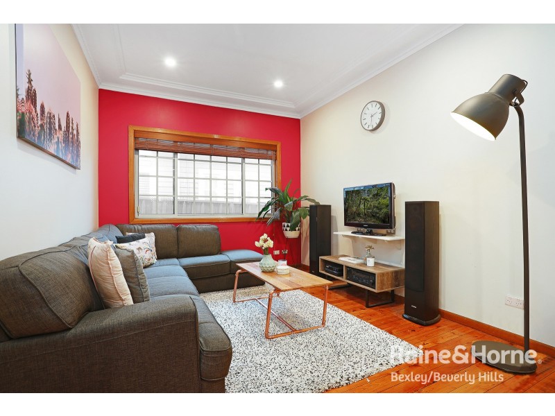 128 Queen Street, Revesby NSW 2212