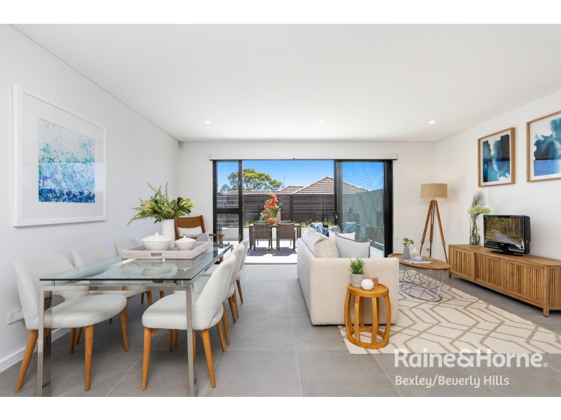 11 Rhonda Avenue, Narwee NSW 2209