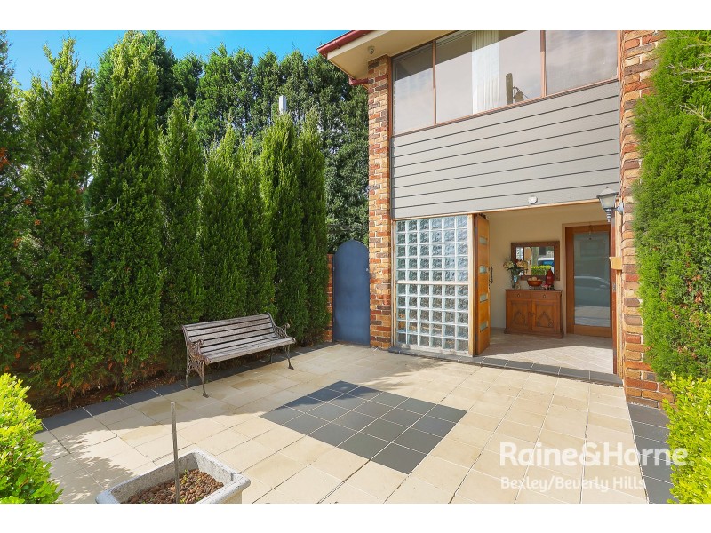 60 Bonds Road, Roselands NSW 2196