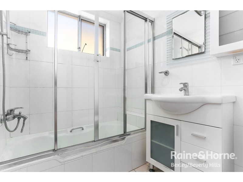 2/623B Homer Street, Kingsgrove NSW 2208