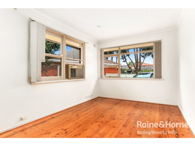 Granny Flat 2 Colwell Street, Kingsgrove NSW 2208