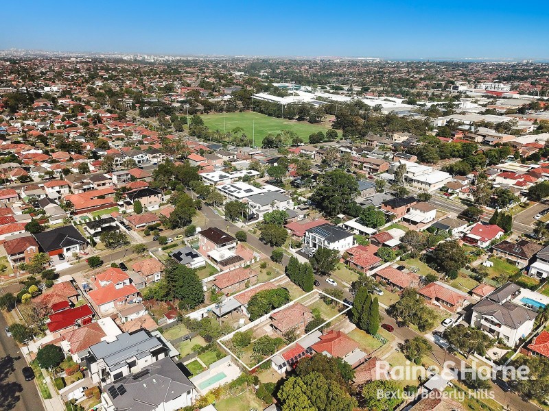 11 Kiewarra Street, Kingsgrove NSW 2208